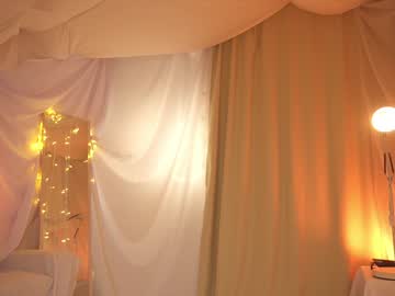 girl
        sunny_maria cam image #4486104