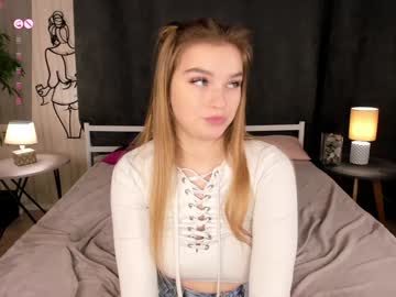 girl
        janetjennings cam image #3951865