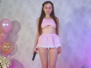 girl
        angelina_new cam image #2068468