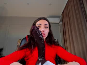 girl
        kriss_baby_ cam image #3887411