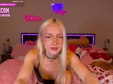 girl
        riababe cam image #4473274