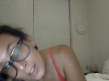 girl
        crybbgoodgirl cam image #2968