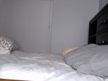 girl
        summersroselive cam image #3568073