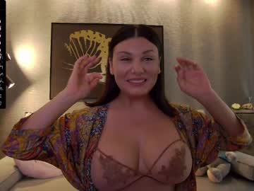 girl
        karrin cam image #1552622