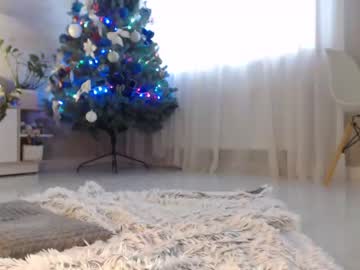 girl
        meryfoxxx cam image #2146350