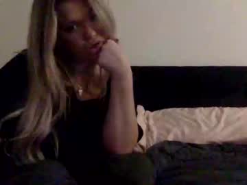 girl
        katya101 cam image #1796389