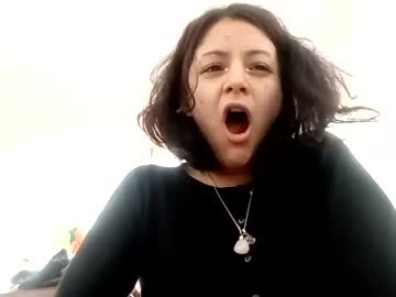 girl
        perseffone69 cam image #1448156