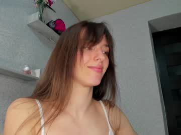 girl
        your_little_flexible_girl cam image #779648