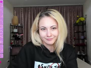 girl
        mallina_ cam image #331725