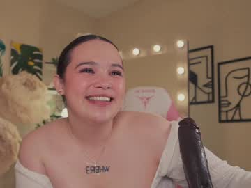 girl
        chery_lady22 cam image #3190440