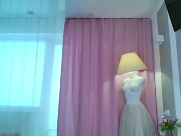 girl
        b4by_lol1 cam image #4641528