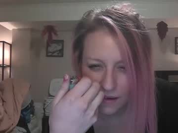 girl
        hopelips cam image #1814846