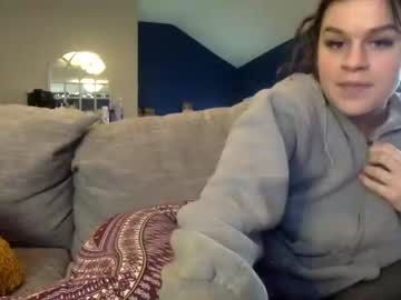 girl
        basicbrunette cam image #1855387