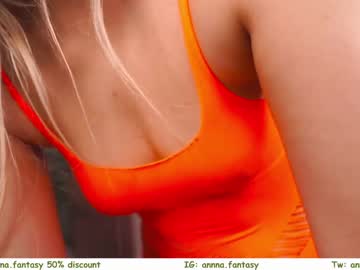 girl
        the_pussy_boulevard cam image #1234079