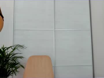 girl
        elizabeth__gray cam image #141189