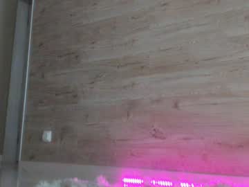 girl
        meryfoxxx cam image #1470890