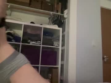 girl
        daisykeach cam image #2302947