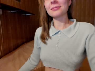 girl
        elisadikotti cam image #1740411