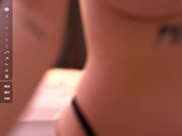 girl
        bunny_bellee cam image #4230483