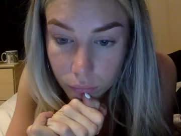 girl
        scarlettwestbrook cam image #1273146