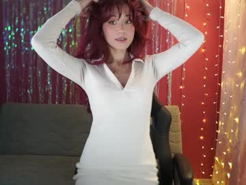 girl
        greeny_mat cam image #2732030