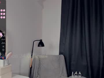 girl
        cute_caprice cam image #2388078