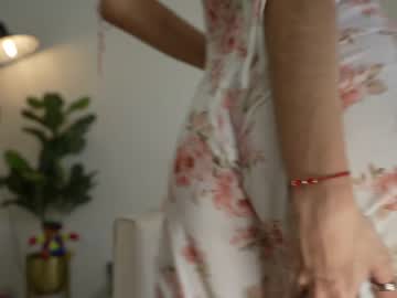 girl
        shena_nomy cam image #2688027