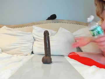 girl
        eatmygingersnapps cam image #4518491