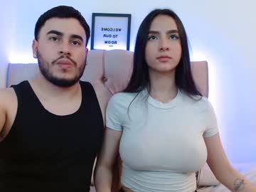 couple Close-up Pussy Web Cam Girls with moonbrunettee