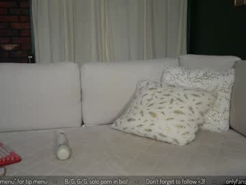 girl
        vivid_whit cam image #2981789