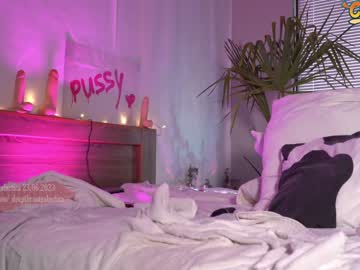 girl
        _deepthroatgalactica cam image #1208337