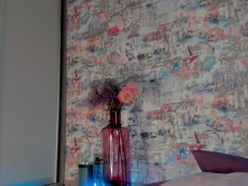 girl
        angelina_new cam image #148658