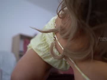 girl
        assmerizing cam image #193062