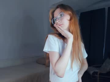 girl
        ballarising cam image #2932793