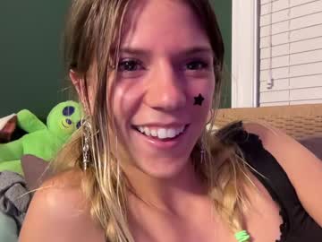 girl
        oliviahansleyy cam image #3511929