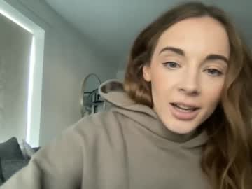 girl
        nickisymms_ cam image #663235