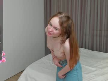 girl
        luna_grace07 cam image #3481393