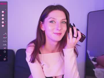 girl
        elizabetheuphoria cam image #540998