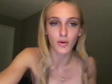girl
        goodgirlliv cam image #4674664