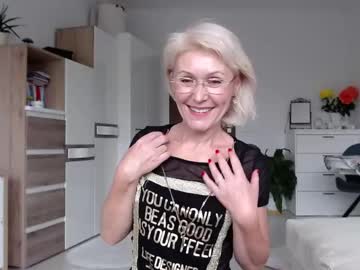 girl
        jasmin18v cam image #3335103