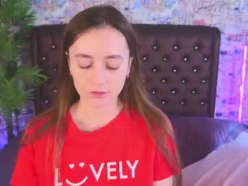 girl
        angelina_new cam image #2686418
