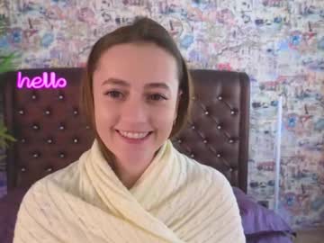 girl
        angelina_new cam image #2902127