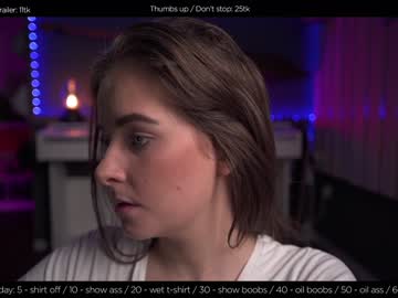 girl
        hermione_potter_couple cam image #572859