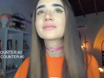girl
        lonelly_lolly98 cam image #2015374