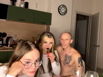 couple Close-up Pussy Web Cam Girls with tom_sophie_
