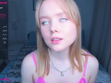 girl
        sun_shiiine cam image #1042591