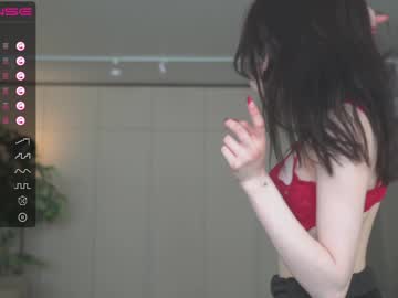 girl
        oki_dokie cam image #1379171