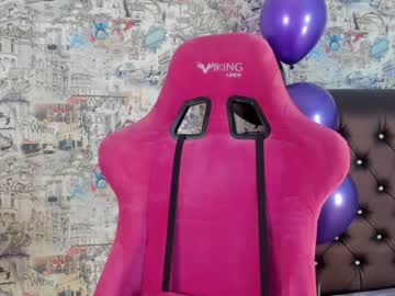 girl
        angelina_new cam image #355262