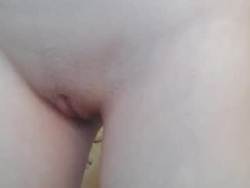 girl
        natural_meri_ cam image #3733808