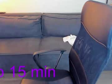 girl
        lisa_roses cam image #306703